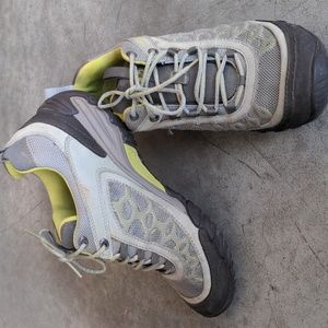 Merrell low top hiking shoe